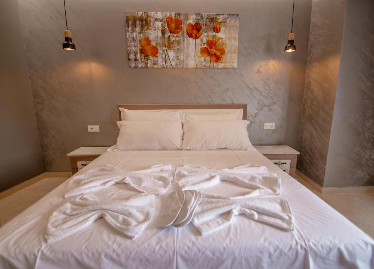 Ajilin Hotel Rooms คอร์เชอ ภายนอก รูปภาพ
